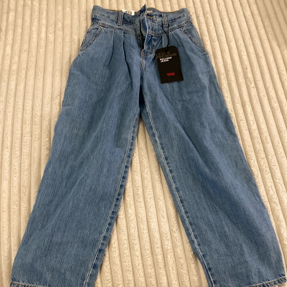 Levi's Blue Relaxed Fit Jeans High-Waisted